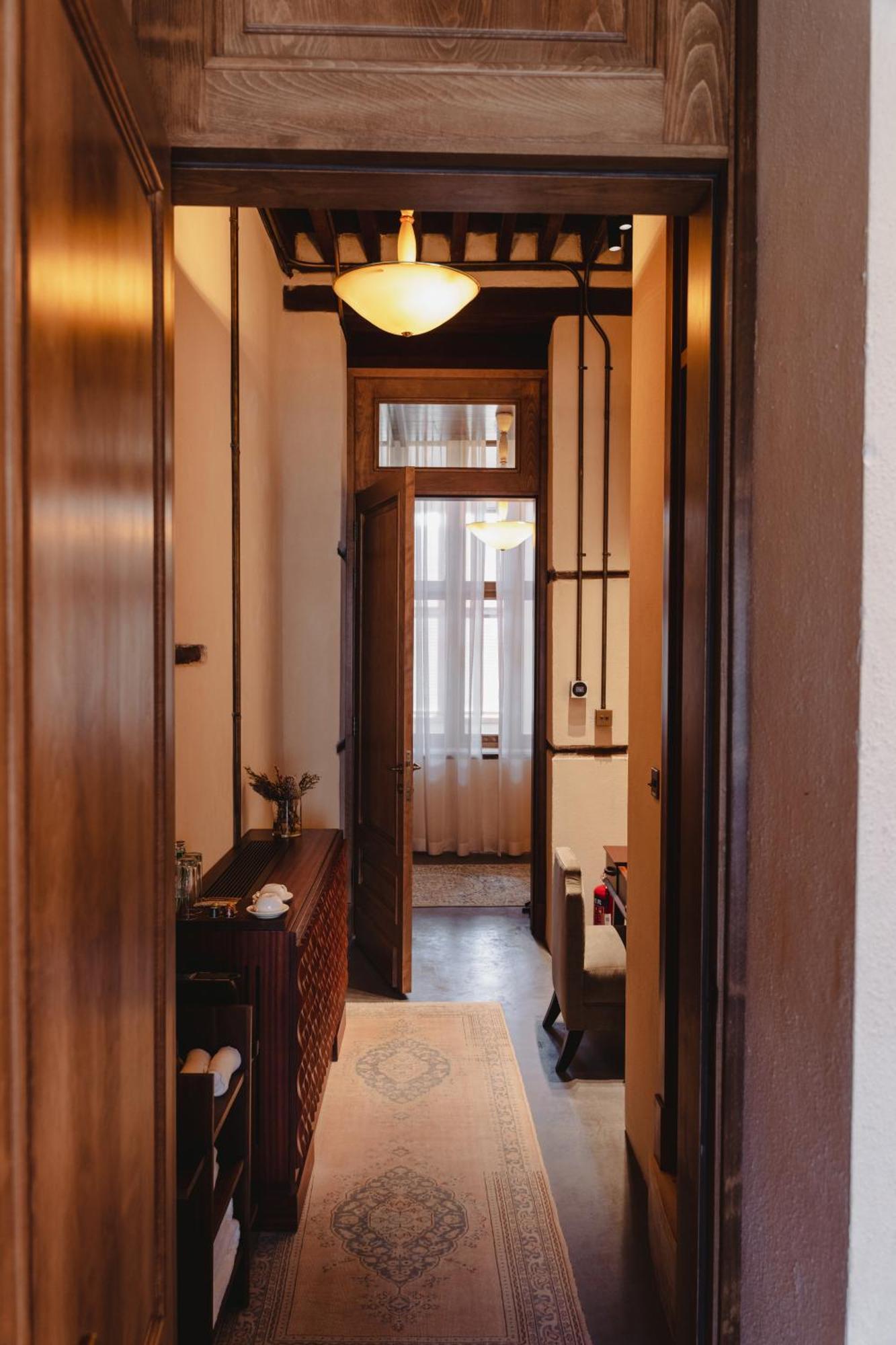 Al Balad Hospitality Hotel Джеда Екстериор снимка
