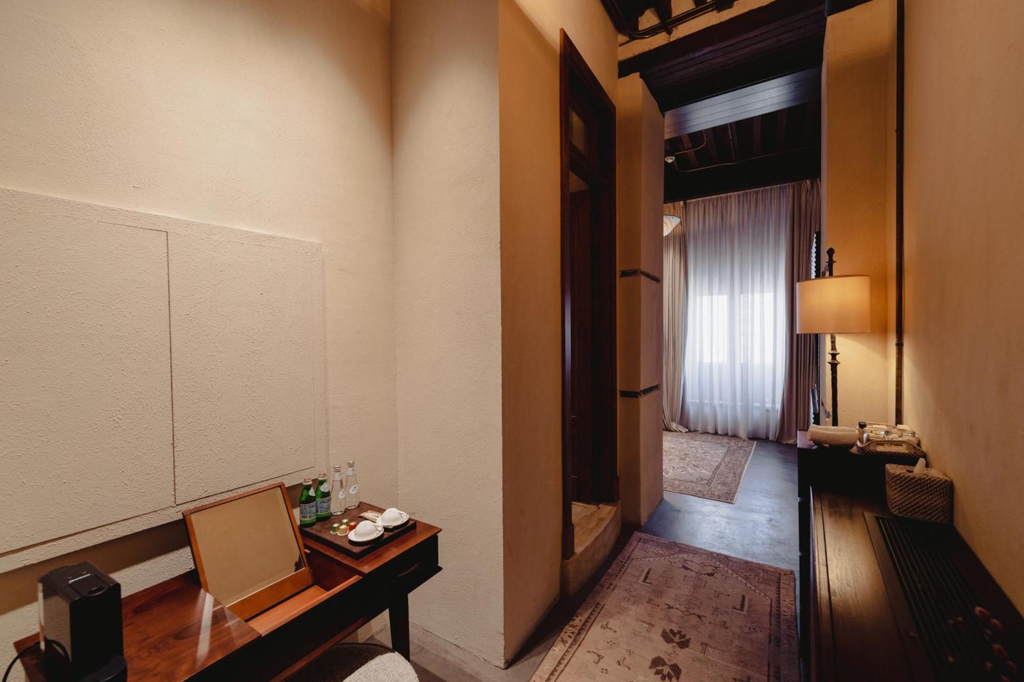 Al Balad Hospitality Hotel Джеда Екстериор снимка